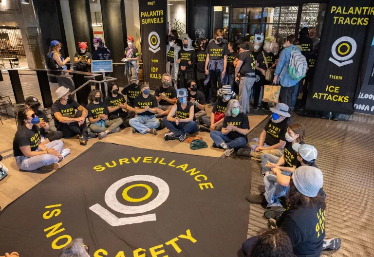 Washington Is Investing Money in Palantir