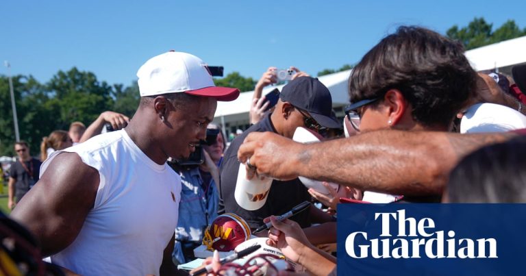 Commanders wideout Terry McLaurin requests trade after contract talks stall