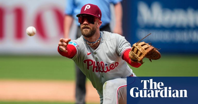 Phillies’ Bryce Harper cursed at commissioner in heated clubhouse meeting, per report