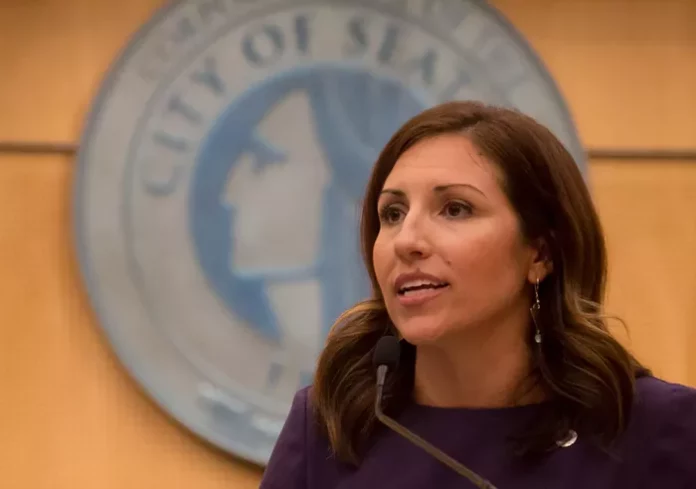 councilmember_teresa_mosqueda_oath_of_office-8__37824880965___1_.webp