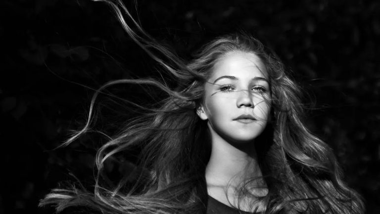 Daughters (Who’ll Conquer the World) Need to Hear These 8 Things