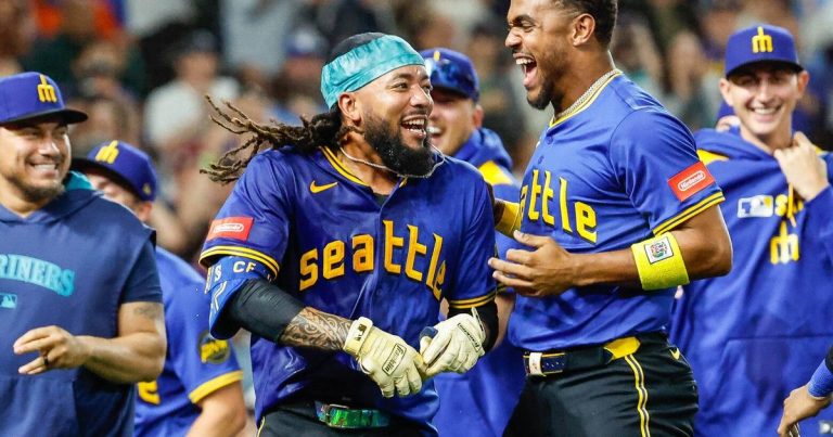 J.P. Crawford’s first walkoff homer came at perfect time | Mariners notebook
