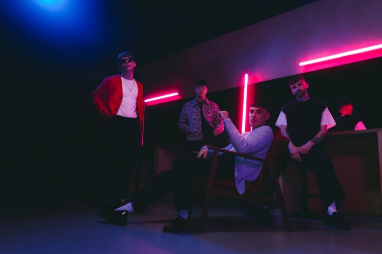 The K’s Collect First U.K. No. 1 LP With ‘Pretty on the Internet’