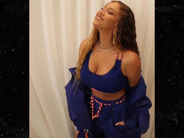 0903-beyonce-hot-shots-sub2_720