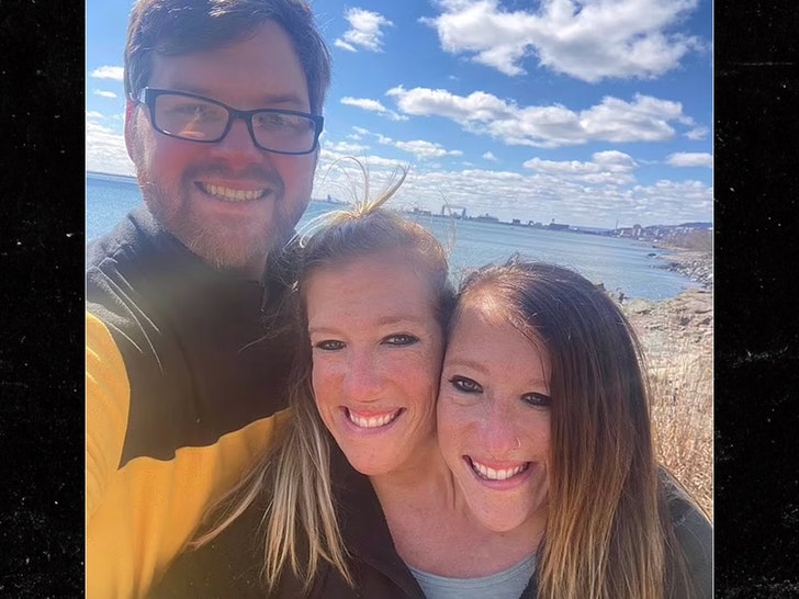 Josh-Bowling-Abby-Hensel-2