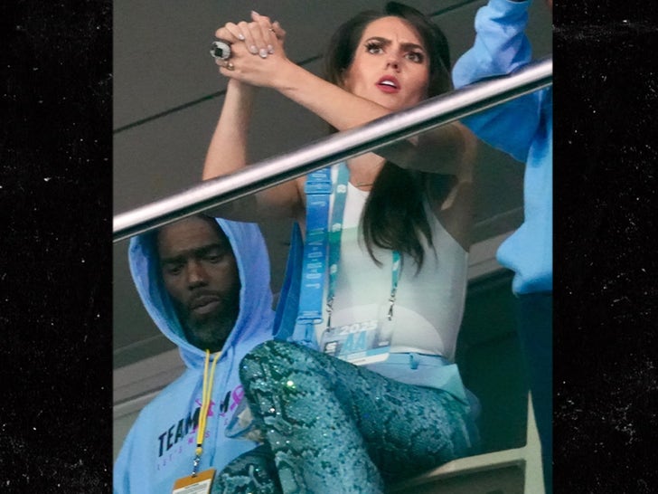 0902-Jordon-Hudson-Unimpressed-SUB-2