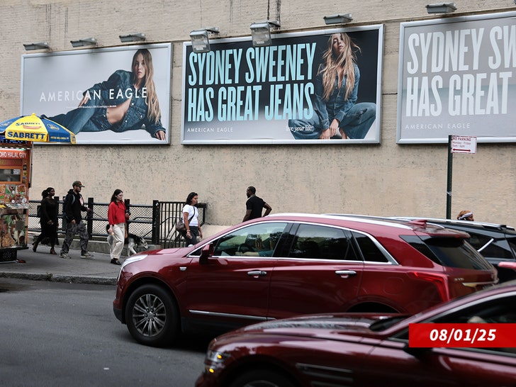 Sydney-Sweeney-american-eagle-getty-1