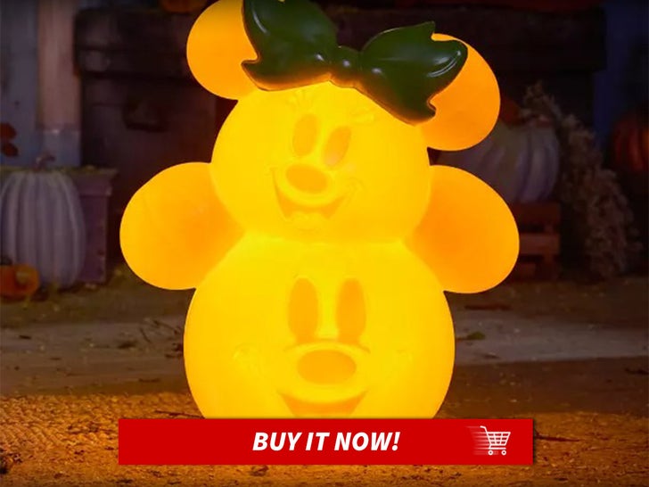 Pumpkin-Light-Up-Decor-Mickey-And-Minnie-Halloween-MAIN