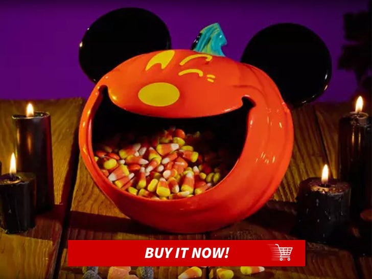 Mickey-Mouse-Jack-O-Lantern-Halloween-Candy-Bowl-Mickey-And-Minnie-Halloween-MAIN