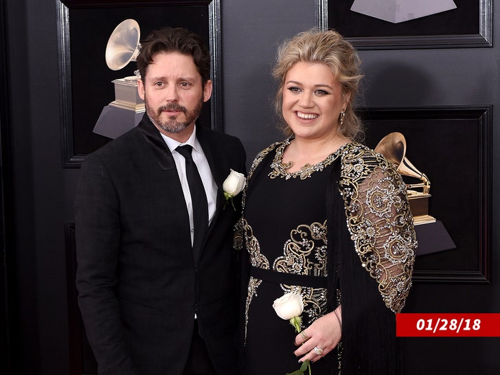 kelly-clarkson-brandon-blackstock-sub-getty-2