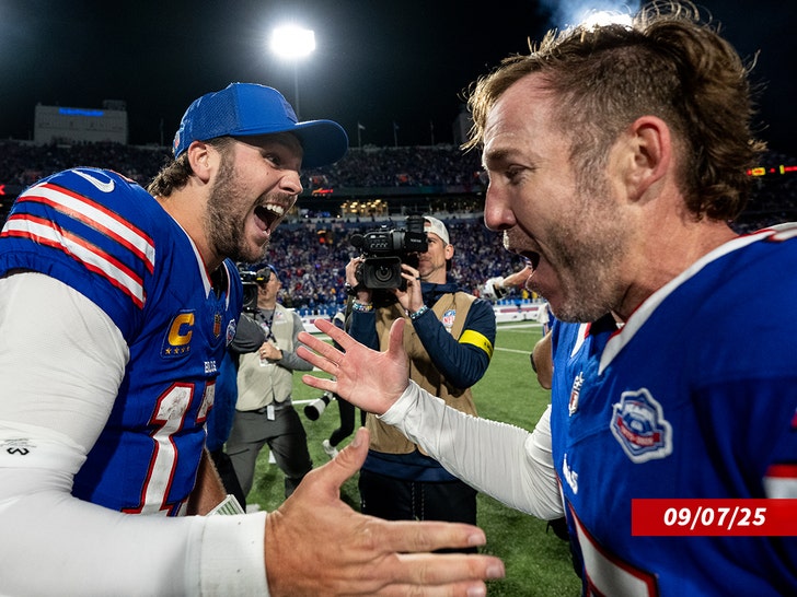 Josh-Allen-Matt-Prater-sub-getty-1