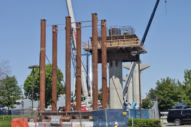 Link construction over 116th Avenue