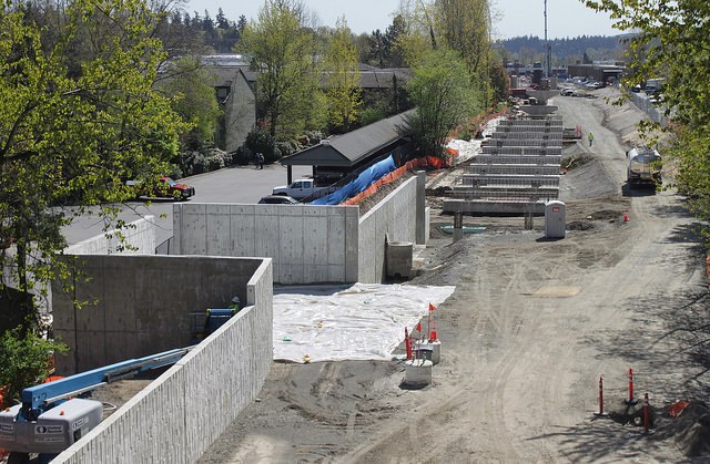 East Link construction along ERC